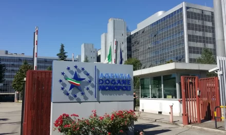 Sigarette elettroniche: aggiornate le avvertenze sui pericoli per la salute e regole per le rivendite