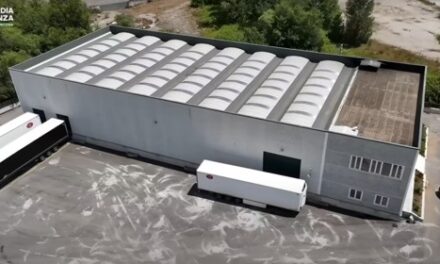 Fabbrica  clandestina di sigarette scoperta a Cassino dalla Guardia di Finanza